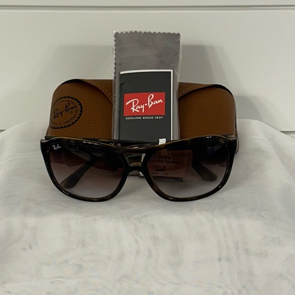 Ray-Ban Accessories - Ray-Ban Women's Brown Sunglasses NWT!!